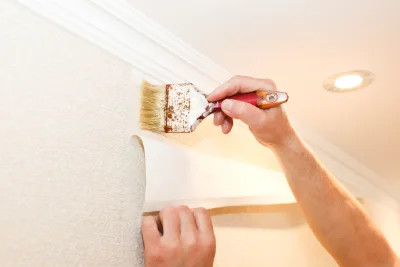 Pose de papier peint au Rouget-Pers — revêtements muraux et toiles de verre